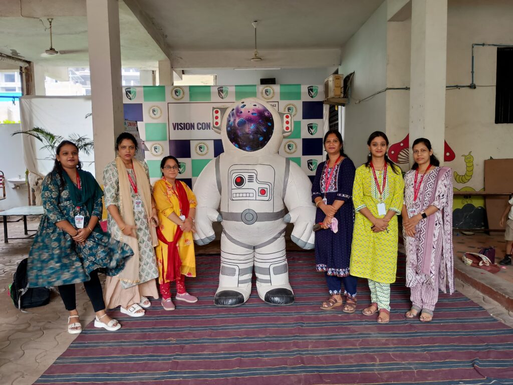 Vision convent, Manish Nagar Nagpur